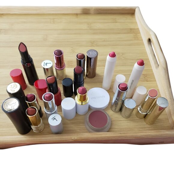 Lip Wear Bundle of 14 - Picture 1 of 17